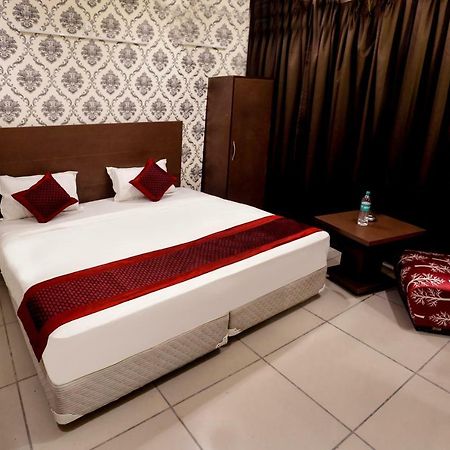 Airport Hotel Edge Home Stay 뉴델리 외부 사진