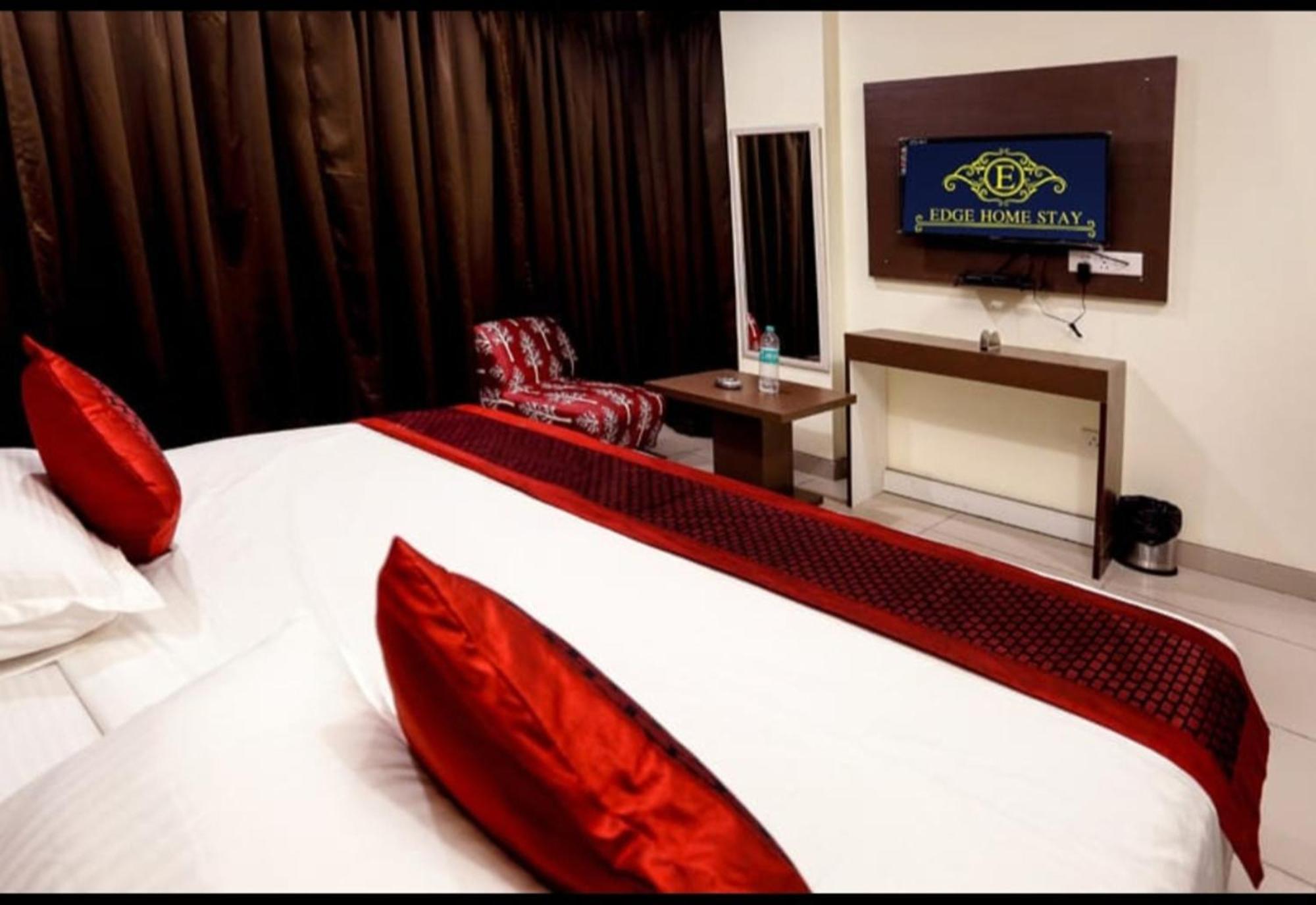Airport Hotel Edge Home Stay 뉴델리 외부 사진
