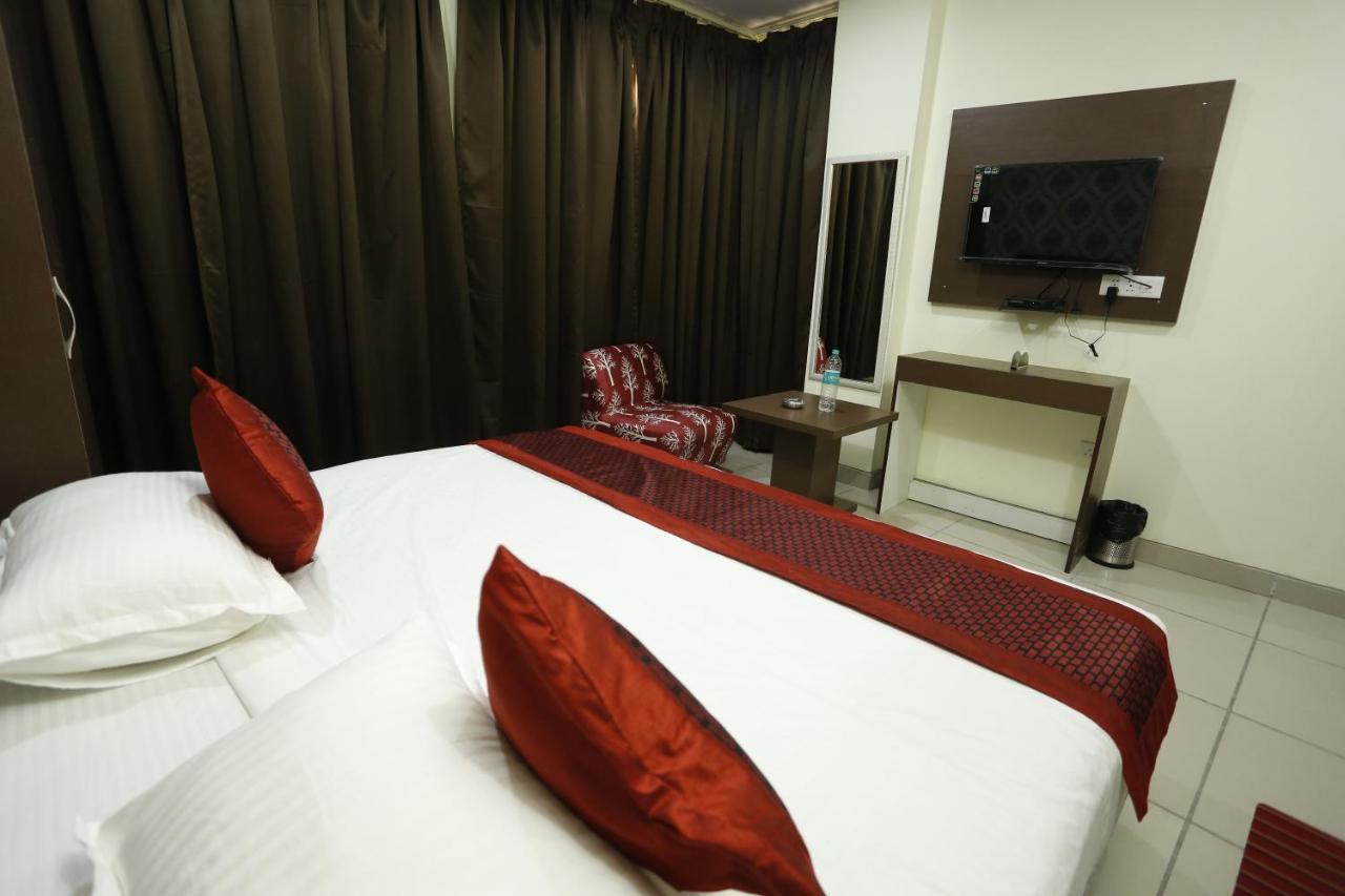 Airport Hotel Edge Home Stay 뉴델리 외부 사진