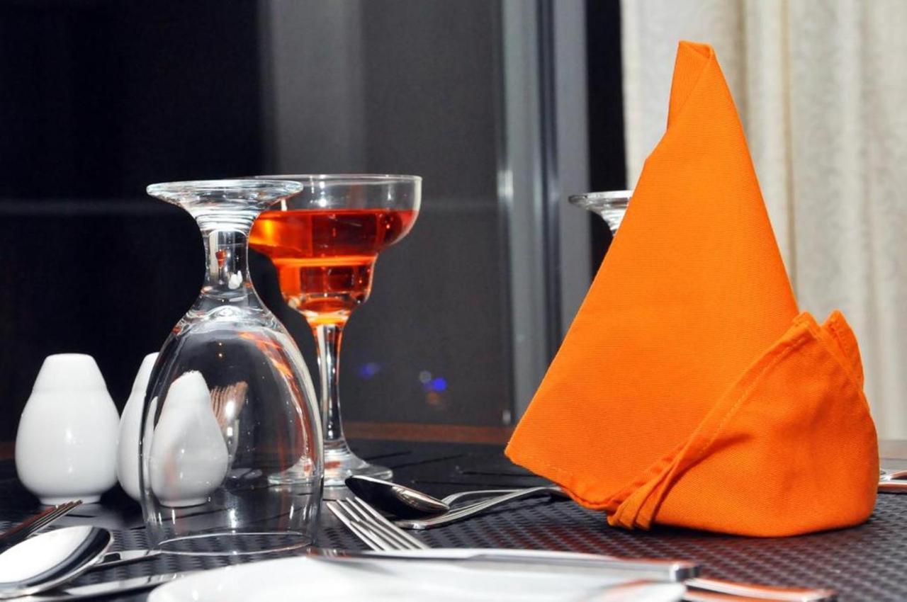 Airport Hotel Edge Home Stay 뉴델리 외부 사진